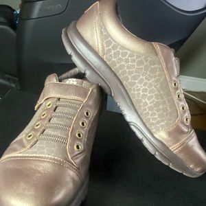 Abeo Lite Sashay Bronze Leather Walking Shoes